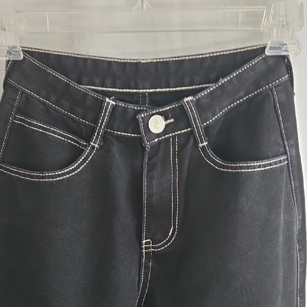 Stylish Black Kids' Jeans with Contrast Stitching - Picture 3 of 8